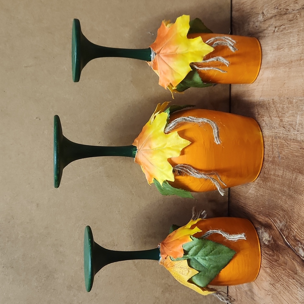 🎄Hand Crafted Pumpkin Wine Glass Candle Holder Set of 3 - Picture 4 of 8